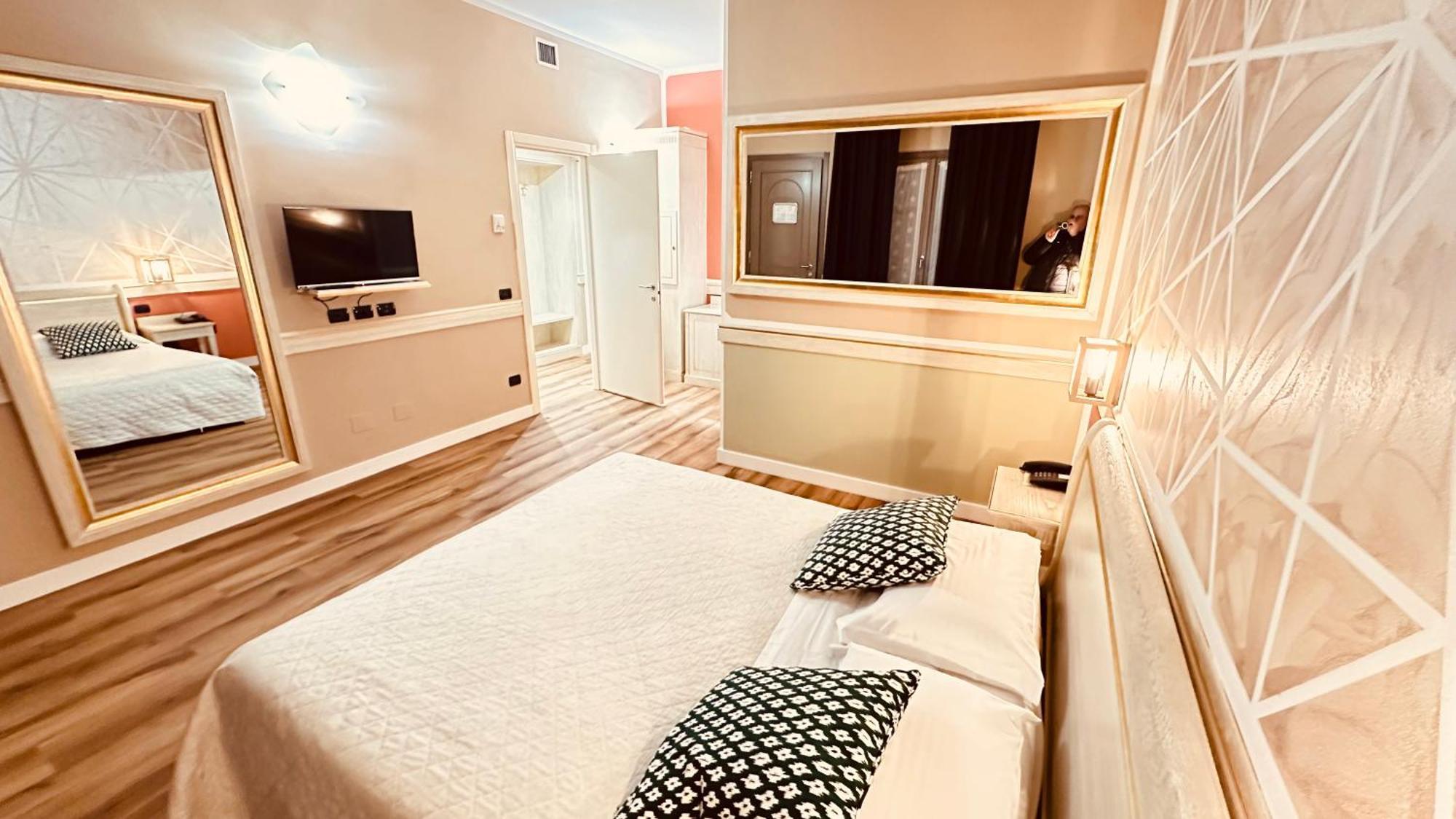 Motel Malpensa Inn & Hotel-Airport Case Nuove  Exterior foto